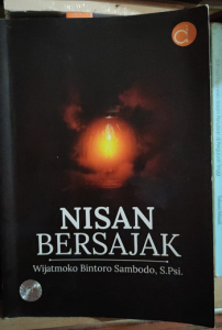 Nisan Bersajak: Menyimak Detak Jiwa dalam Puisi Wijatmoko Bintoro Sambodo